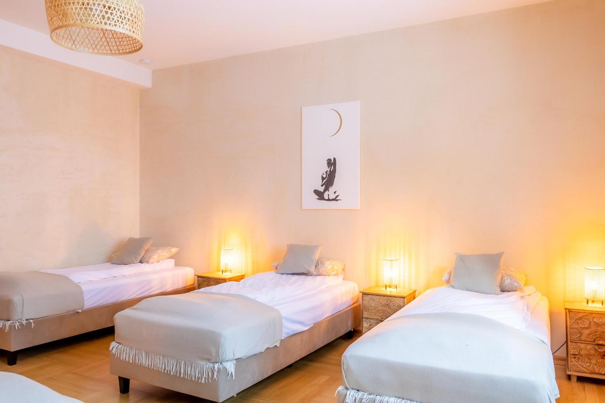 Blisshouse Luxurious Guesthouse Calm And Energetic Spot Near By City Surrounded By The Forest Where You Will Find Your Peace And Your People Cracovia Esterno foto